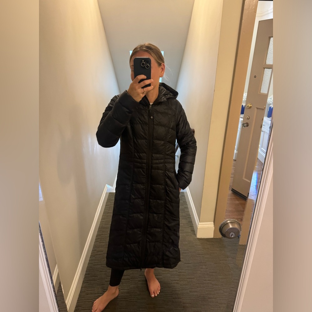 Athleta calf length puffer parka, size S